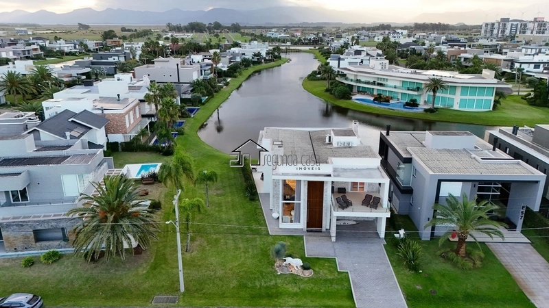 Maravilhoso sobrado: 3ª foto da galeria de imagens do imóvel
