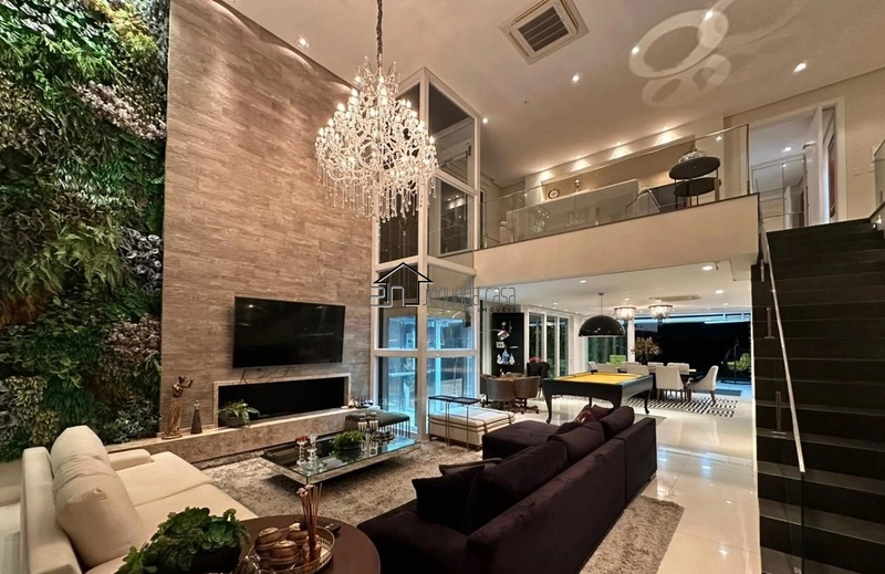 Incrível sobrado no condomínio Enseada: 2ª foto da galeria de imagens do imóvel