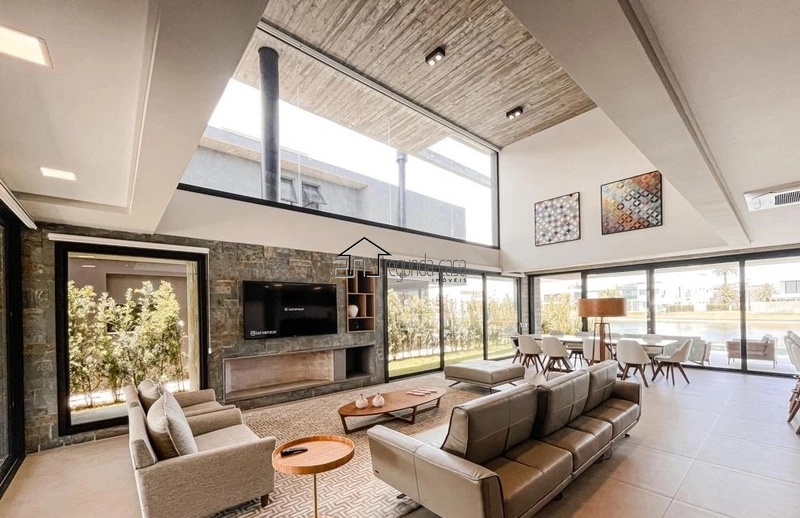 Excelente sobrado beira Lago: 4ª foto da galeria de imagens do imóvel