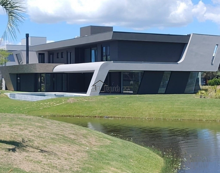 Mansão no Enseada: 8ª foto da galeria de imagens do imóvel