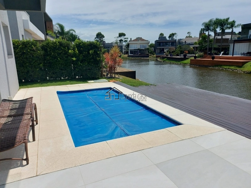 Casa no condomínio Malibu com vista para o lago: 24ª foto da galeria de imagens do imóvel
