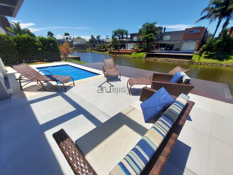 Casa no condomínio Malibu com vista para o lago: 22ª foto da galeria de imagens do imóvel