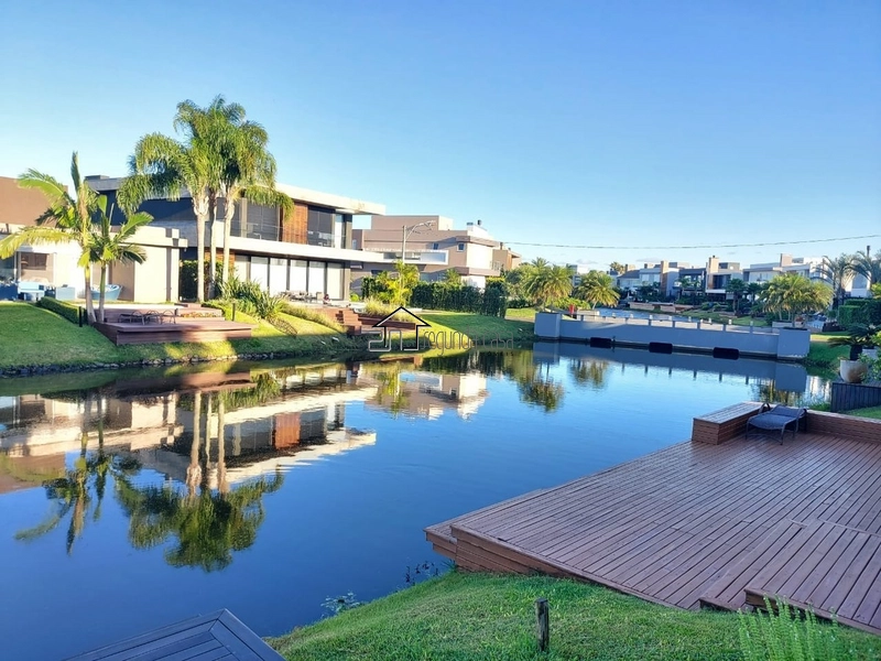Casa no condomínio Malibu com vista para o lago: 23ª foto da galeria de imagens do imóvel