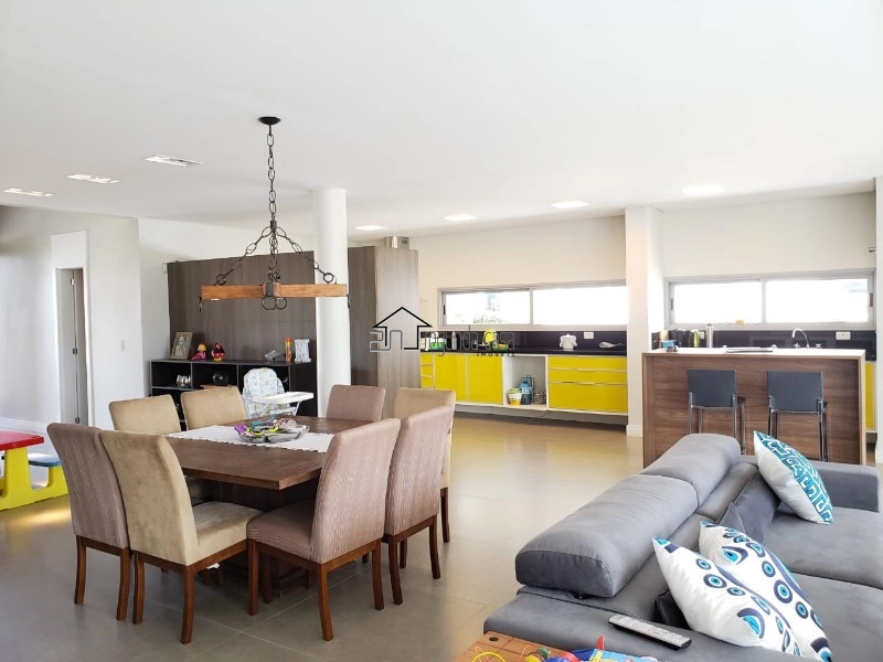 Sobrado beira lago: 7ª foto da galeria de imagens do imóvel