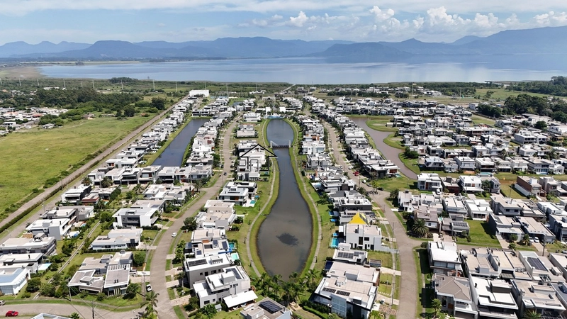 Sobrado beira lago: 51ª foto da galeria de imagens do imóvel