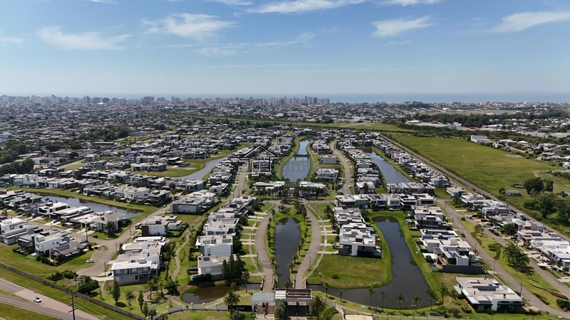 Sobrado beira lago: 54ª foto da galeria de imagens do imóvel