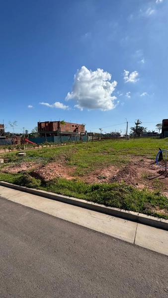 TERRENO NO MIRÁCONDOMÍNIO CLUBE , PRONTO PARA CONSRUIR.: 6ª foto da galeria de imagens do imóvel