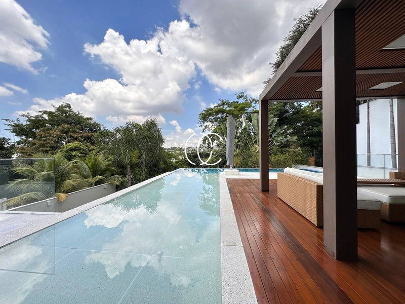 Casa de Luxo no Alphaville Araguaia: 20ª foto da galeria de imagens do imóvel