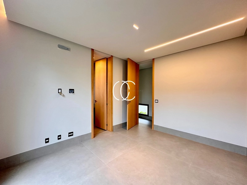 Casa sobrado Jardins Itália: 21ª foto da galeria de imagens do imóvel