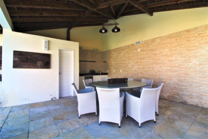 Casa com 4 dormitórios em Atlântida.: 35ª foto da galeria de imagens do imóvel