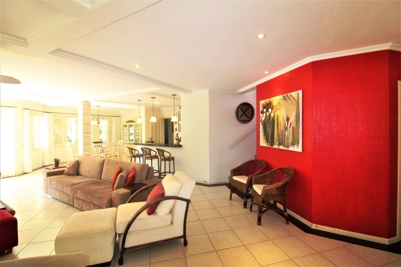 Casa com 4 dormitórios em Atlântida.: 9ª foto da galeria de imagens do imóvel