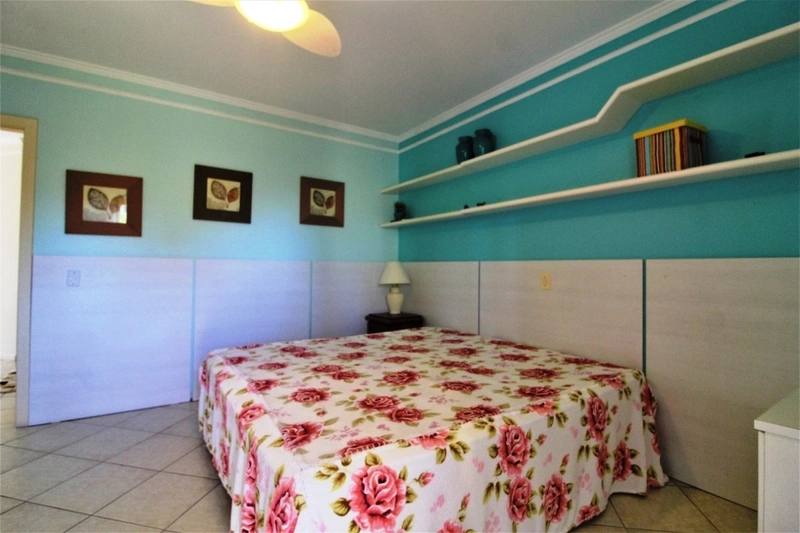 Casa com 4 dormitórios em Atlântida.: 19ª foto da galeria de imagens do imóvel
