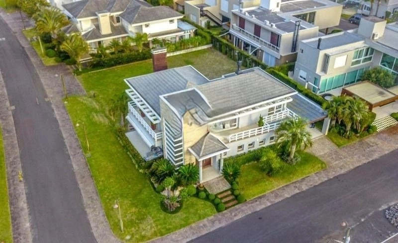 Casa Condomínio fechado de 6 dormitórios em Xangri-lá.: 27ª foto da galeria de imagens do imóvel