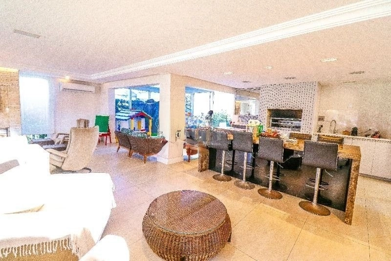 Casa Condomínio fechado de 6 dormitórios em Xangri-lá.: 3ª foto da galeria de imagens do imóvel