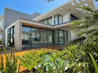 Maravilhoso sobrado no condomínio fechado Playa Vista: 2ª foto da galeria de imagens do imóvel