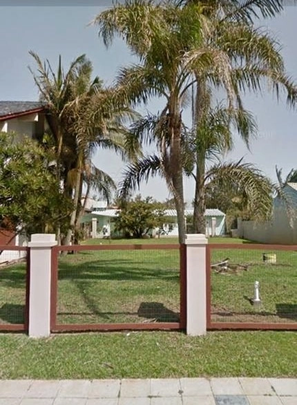 Casa de Esquina, 5 quadras do mar.: 3ª foto da galeria de imagens do imóvel