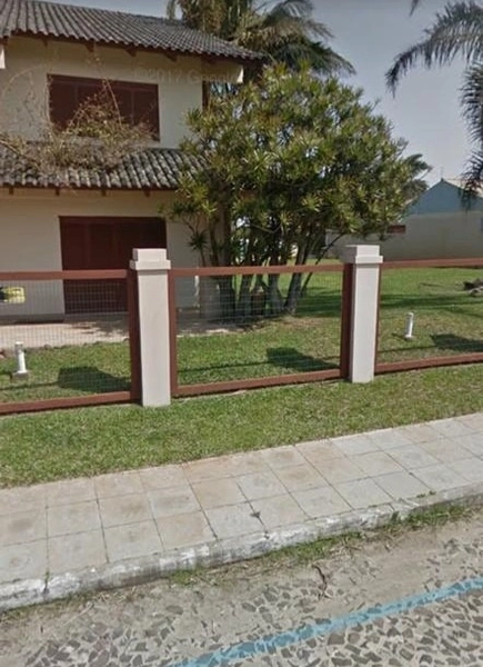 Casa de Esquina, 5 quadras do mar.: 4ª foto da galeria de imagens do imóvel