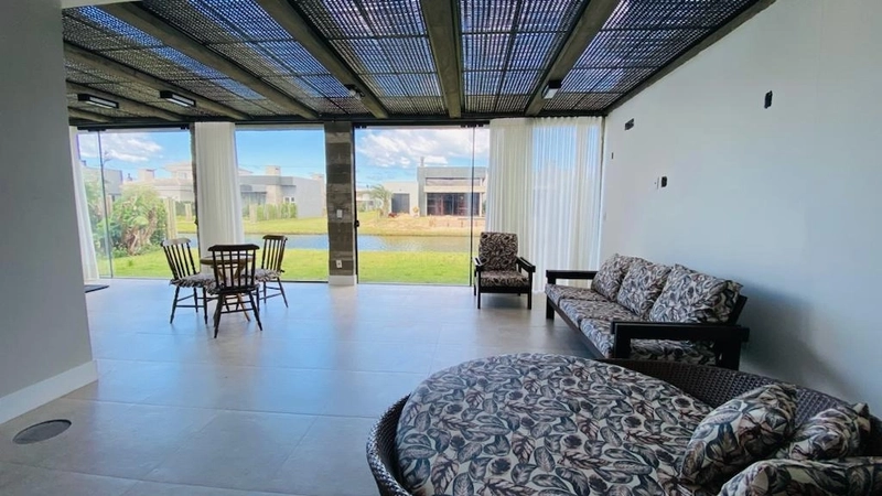 Casa em condomínio: 6ª foto da galeria de imagens do imóvel