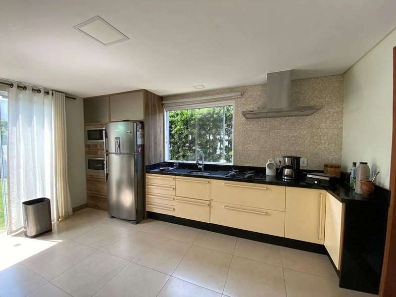 Casa em condomínio fechado: 2ª foto da galeria de imagens do imóvel
