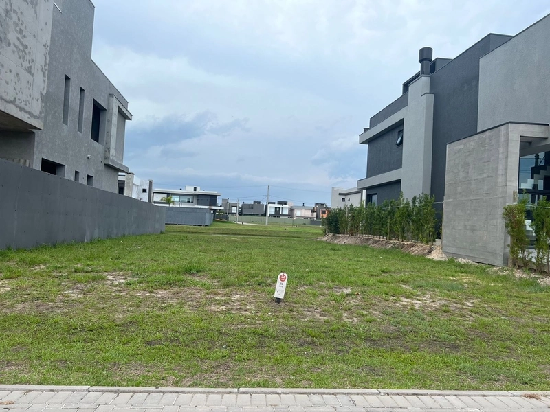 Condominio Sunset - Lote Beira Lago: 1ª foto da galeria de imagens do imóvel