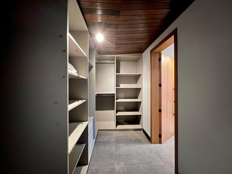 Lindo sobrado no Condomínio Blue com projeto arrojado!: 6ª foto da galeria de imagens do imóvel