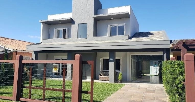 Ótimo sobrado a 50 metros da beira mar em Xangri-la! Confira!!: 1ª foto da galeria de imagens do imóvel