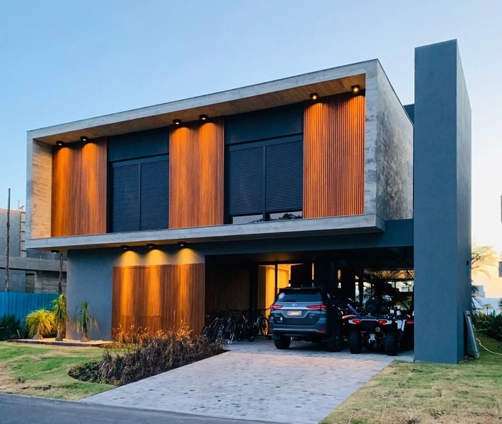 Magnifico sobrado a venda no condomínio Malibu: 1ª foto da galeria de imagens do imóvel