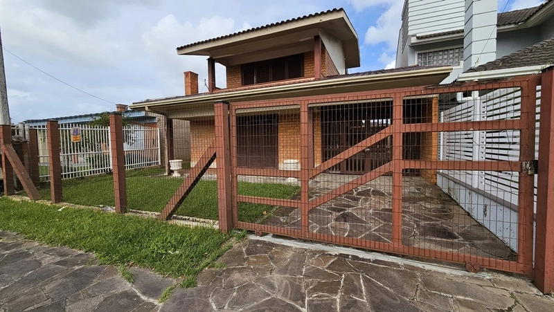 CASA EM XANGRI-LA COM 03 DORMITÓRIOS: 2ª foto da galeria de imagens do imóvel