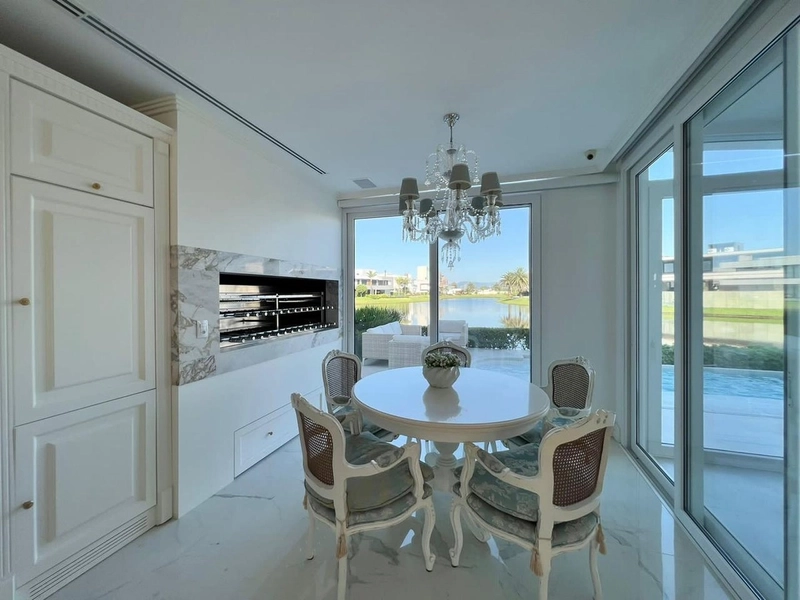 EXELENTE CASA NO CONDOMINIO ENSEADA: 19ª foto da galeria de imagens do imóvel
