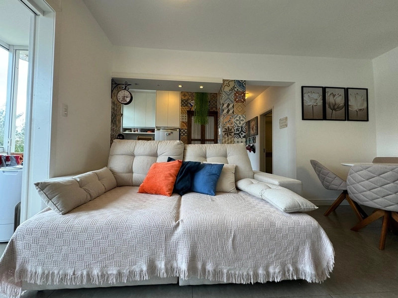 APARTAMENTO NO EDIFICIO CORAL EM ATLANTIDA: 8ª foto da galeria de imagens do imóvel