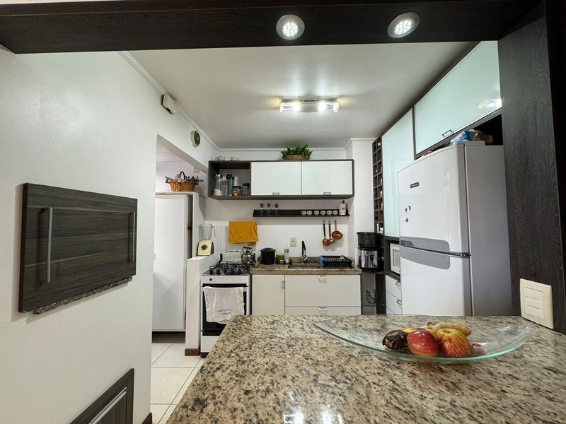APARTAMENTO NO EDIFICIO ANA CAPRI: 11ª foto da galeria de imagens do imóvel