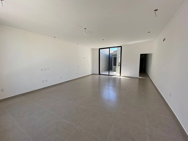 Casa geminada à venda no Centro - Xangri-Lá: 2ª foto da galeria de imagens do imóvel