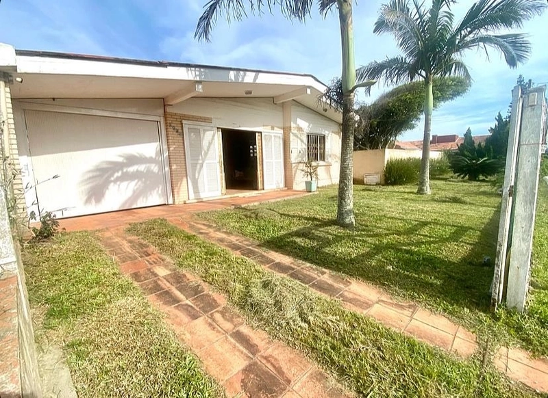 Casa com 2 terrenos a 100 metros da beira mar em Xangri-la!!: 1ª foto da galeria de imagens do imóvel