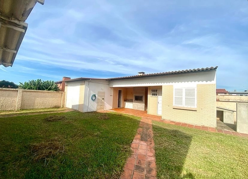 Casa com 2 terrenos a 100 metros da beira mar em Xangri-la!!: 15ª foto da galeria de imagens do imóvel