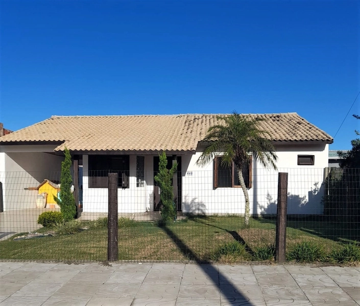 Casa com 2 dormitórios em Xangri-la!!: 1ª foto da galeria de imagens do imóvel