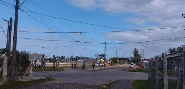 casa de 3 terrenos em arpoador: 25ª foto da galeria de imagens do imóvel