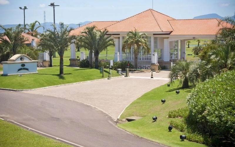 Belíssimo lote localizado no Condomínio Green Village Golf Club: 3ª foto da galeria de imagens do imóvel