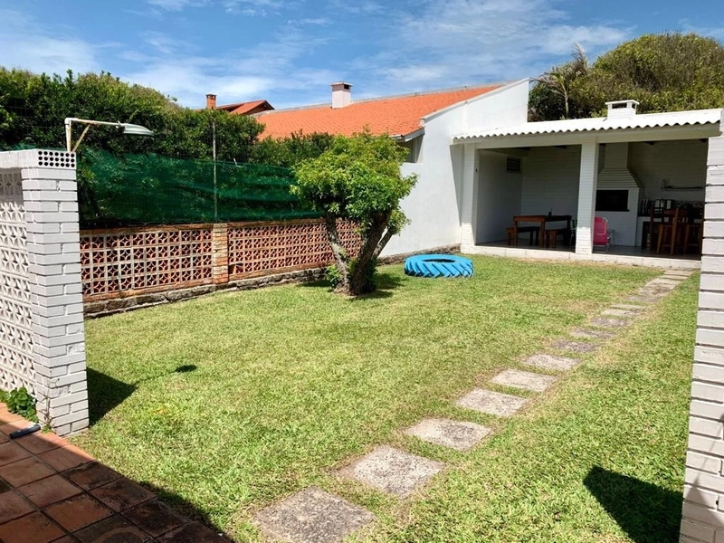 Excelente casa 4 dormitórios a uma quadra do mar em Xangri-lá: 14ª foto da galeria de imagens do imóvel
