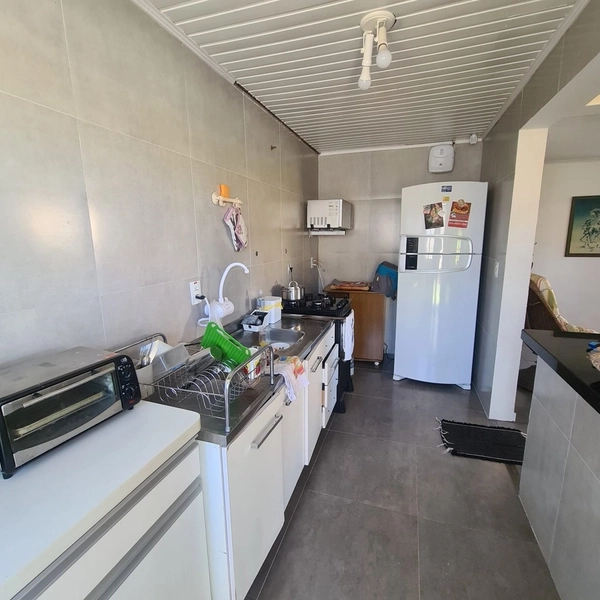 Linda casa 5 dormitórios em Atlântida: 9ª foto da galeria de imagens do imóvel