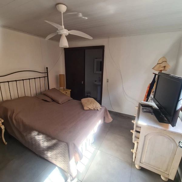 Linda casa 5 dormitórios em Atlântida: 15ª foto da galeria de imagens do imóvel