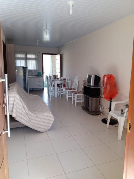 Casa geminada com 2 dormitórios em Atlântida Sul!!: 2ª foto da galeria de imagens do imóvel