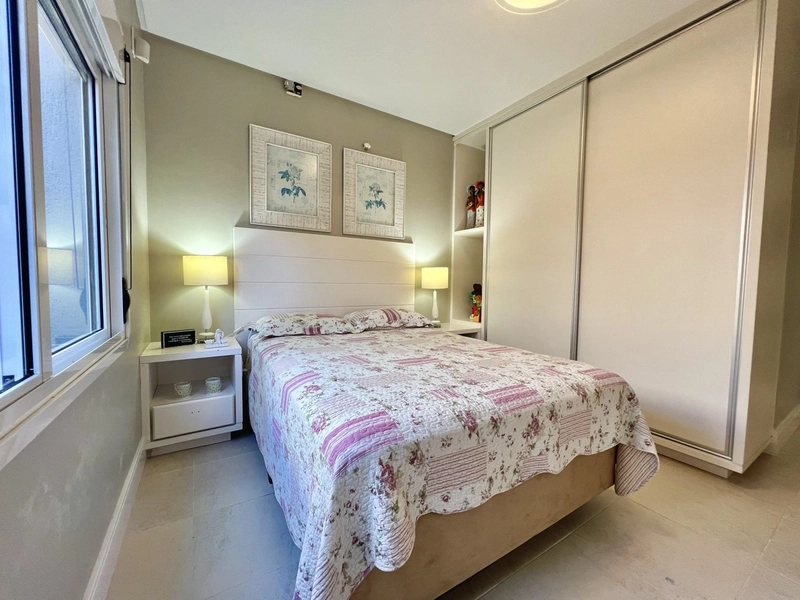 Linda casa 5 dormitórios com piscina em Atlântida: 22ª foto da galeria de imagens do imóvel