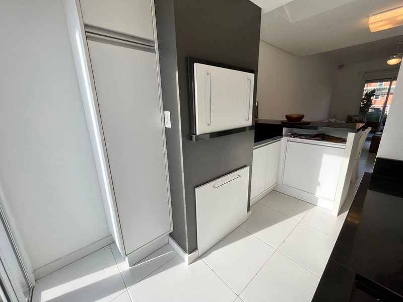 Sobrado duplex no centro de Xangri-Lá, apenas três quadras do mar!!: 8ª foto da galeria de imagens do imóvel