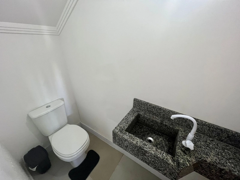 Lindo duplex 2 dormitórios no centro de Xangri-lá: 4ª foto da galeria de imagens do imóvel