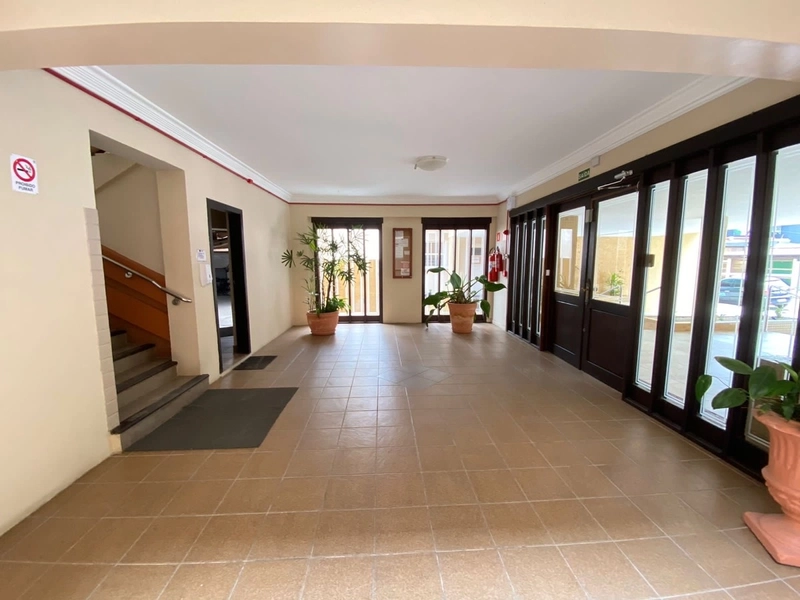 Lindo apartamento 3 dormitórios no coração de Capão da Canoa: 3ª foto da galeria de imagens do imóvel
