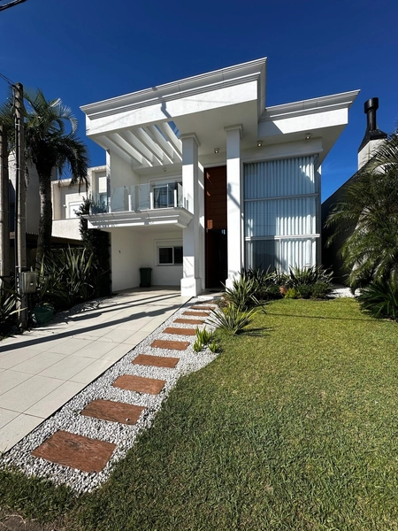 Casa no Condomínio Las Palmas: 2ª foto da galeria de imagens do imóvel