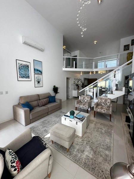 Casa no Condomínio Las Palmas: 3ª foto da galeria de imagens do imóvel