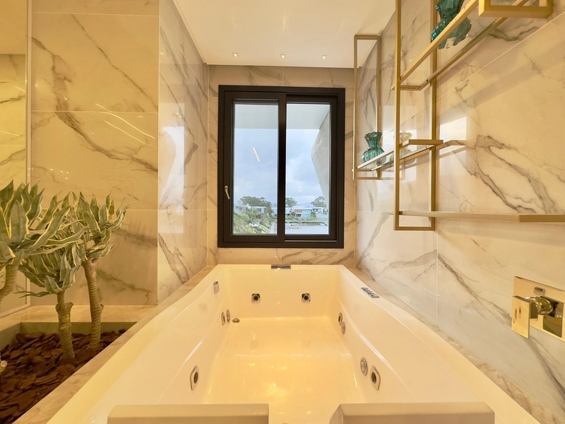 MANSÃO À VENDA – CONDOMÍNIO VELAS DA MARINA: 8ª foto da galeria de imagens do imóvel