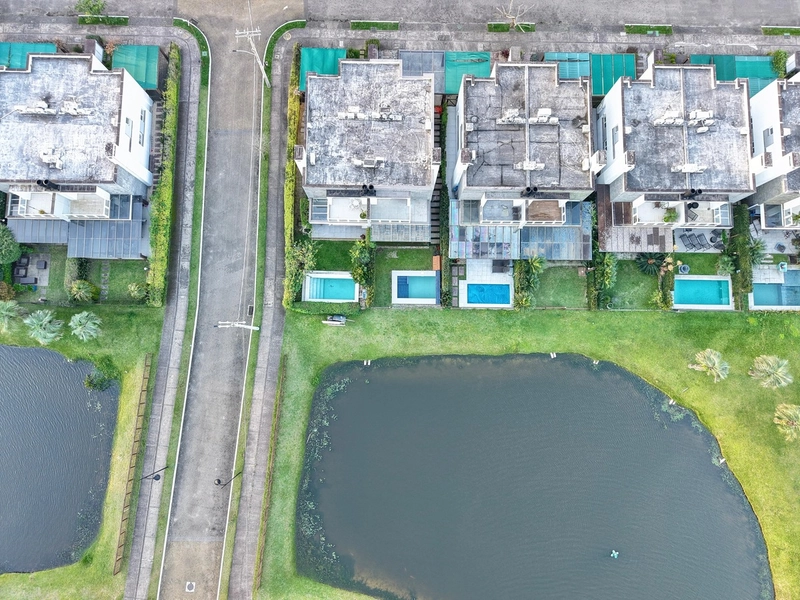 CONDOMÍNIO ROSSI – CASA BEIRA LAGO: 25ª foto da galeria de imagens do imóvel