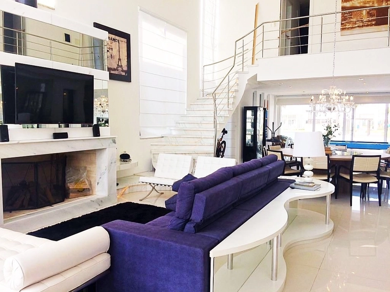Casa à venda beira lago no Condomínio Malibu!: 3ª foto da galeria de imagens do imóvel